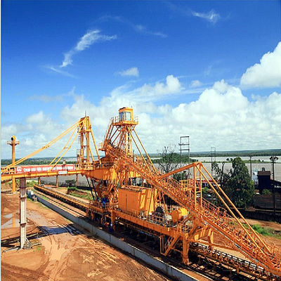 কয়লা হ্যান্ডলিং জন্য উচ্চ কর্মক্ষমতা Slewing Cantilever Stockyard Stacker